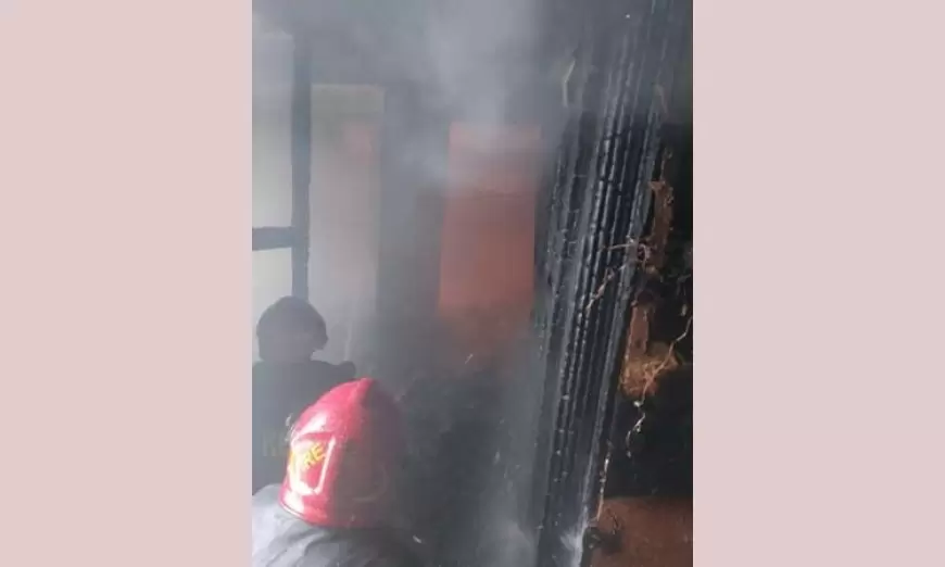 3 injured in Dhanmondi residential building fire