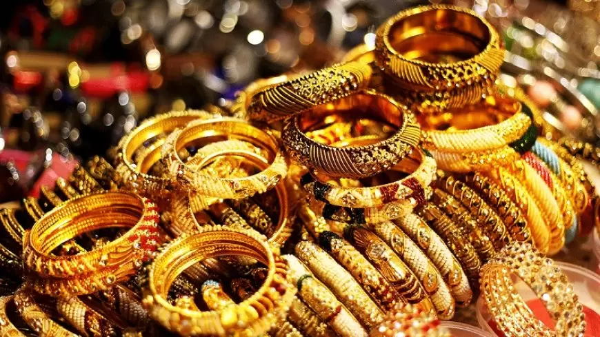 Gold prices in country again hit record high