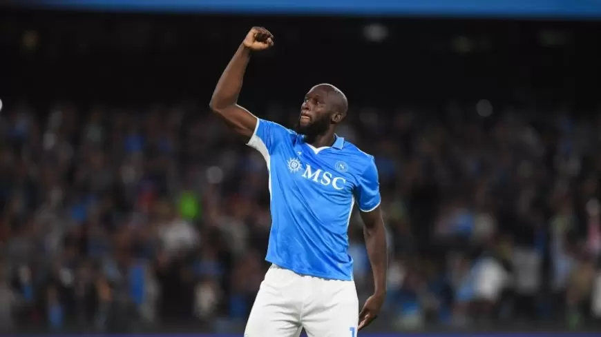 Lukaku Stars as Napoli Beats Como to Hold Serie A Top Spot