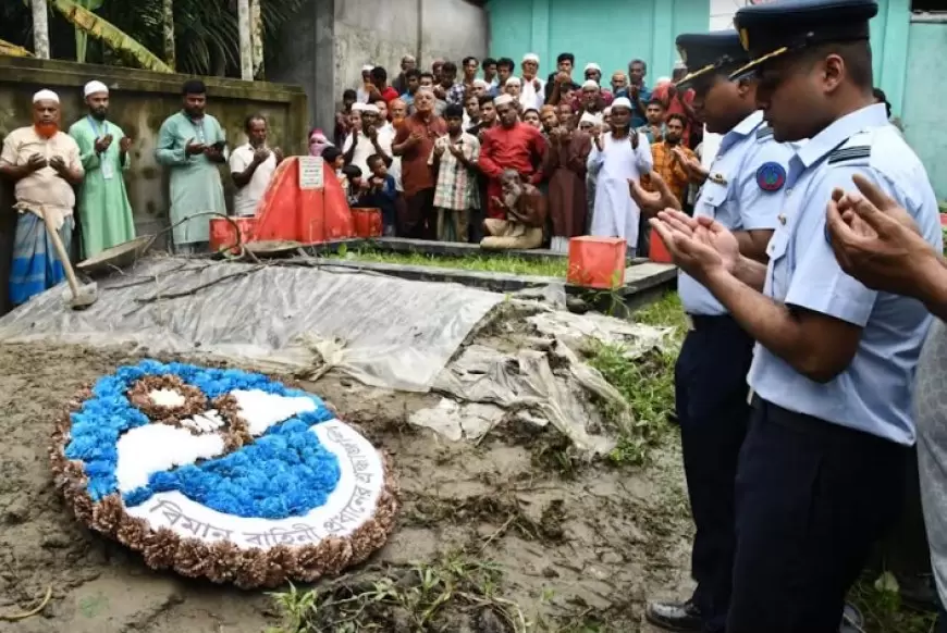 Late squadron leader Md Saiful Monir buried with state honors