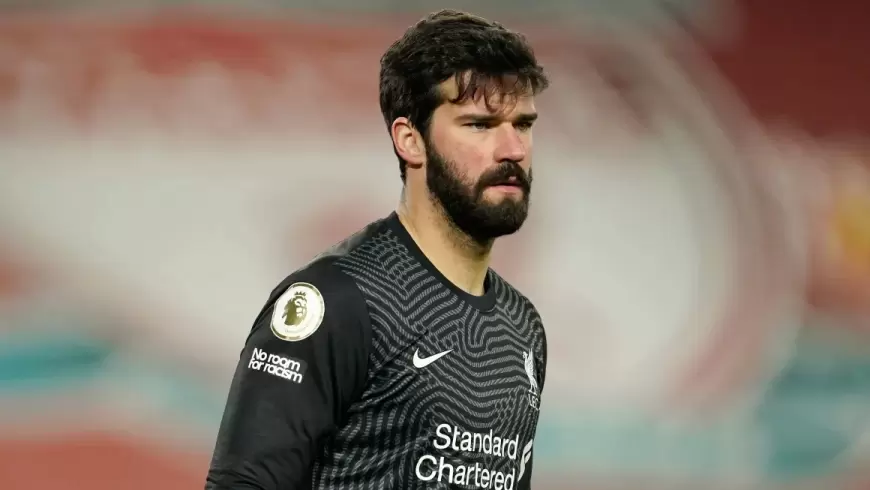 Liverpool goalkeeper Alisson set for six weeks out