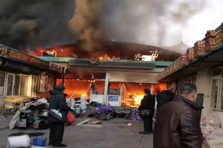 8 dead, 15 injured in north China market fire: local authorities